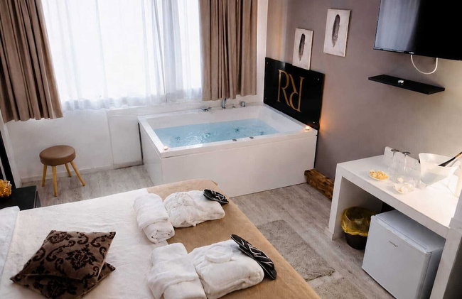 Royalty room spa - Photo 43