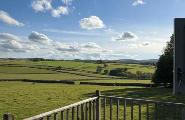 Shepherds Hut - Photo 6