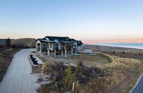 Skybridge Bear Lake Sleeps 61-75 with condo add-on - Foto 67