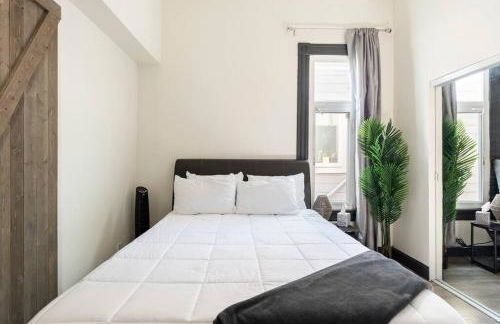 The Black and White House - Foto 44