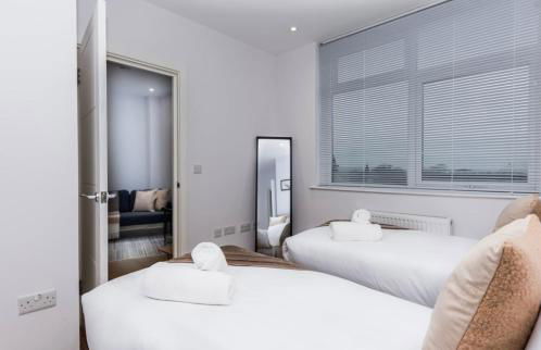 1 Bed Apartment in Aylesbury, by ARP HOMES, Town Centre, Perfect Location for Business & Long Stays - Foto 11