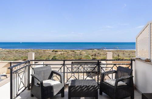 Beach house in 1st sea line of Son Serra - Foto 25