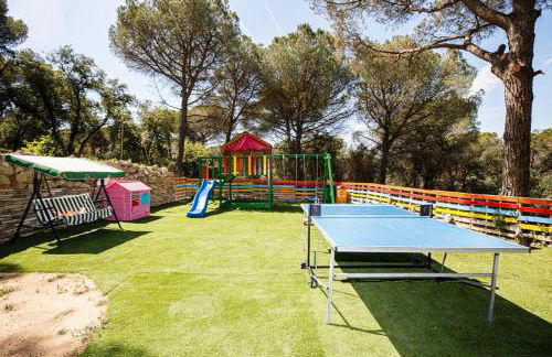 Maravillosa casa con piscina grande y bosque - Photo 19