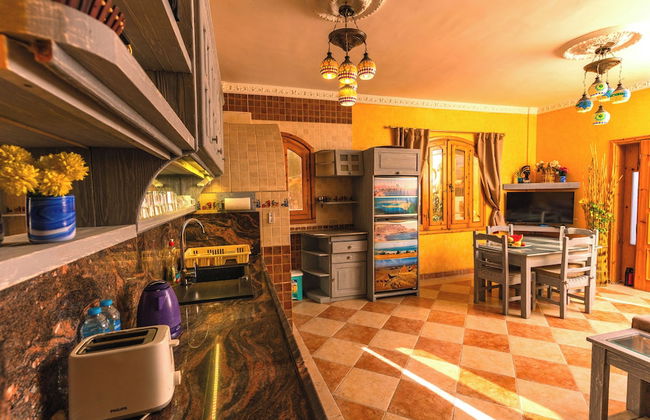 Villa With Pool BBQ Grill Garden Beduintent Sunbeds Jacuzzi - Foto 21