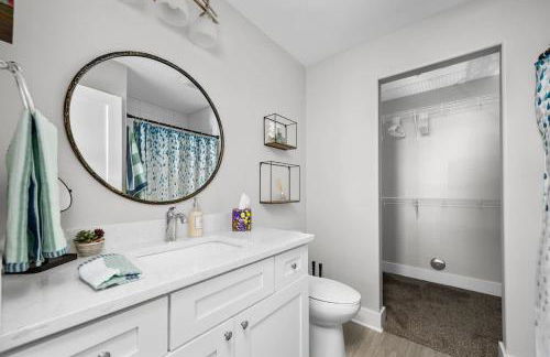 Brand New 2 Bedroom Condo - Photo 16