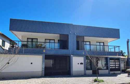 Cabo Frio Aluguel de Temporada Apartamento Inteiro Praia do Forte Centro Ótimo para famílias de até 6 pessoas - Foto 2