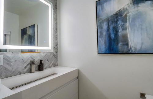 Lux Escape 3 • Views 2 Hot Tubs Games Mini Golf - Photo 29