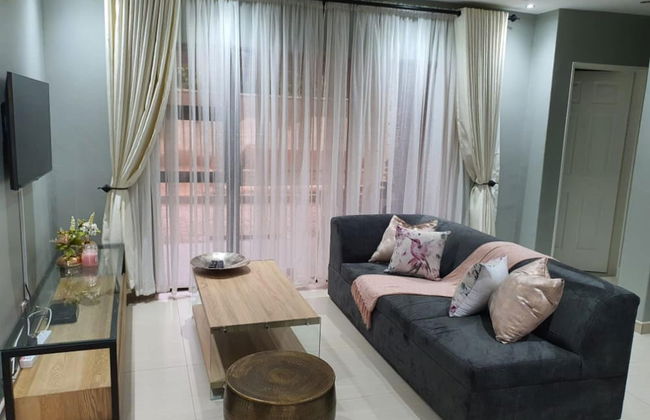 Posh 3 Bed Guesthouse in Hillside With Pool - 2039 - Foto 24