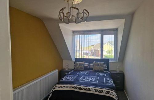 Family-Friendly Detached House Near Leeds and Bradford with Garden - Foto 22