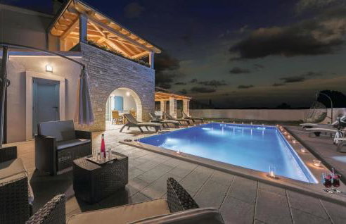 Awesome Home In Radeki Polje With Sauna - Foto 14