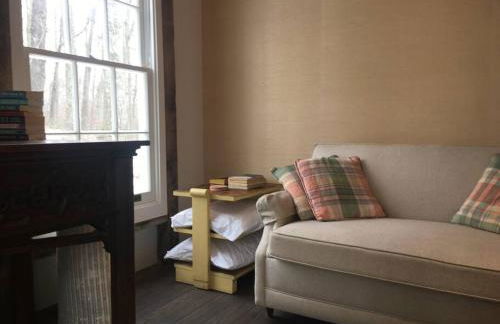 Historic Farmhouse by Nature Preserve - Foto 18