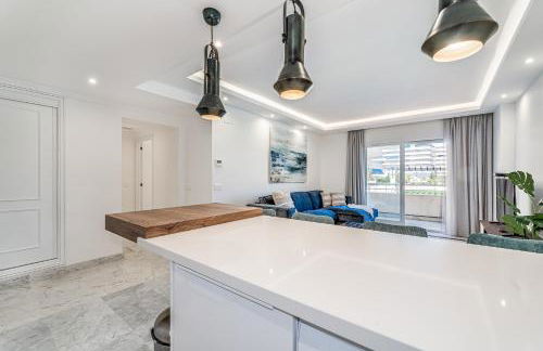 New and Modern Apartment in the heart of Puerto Banús - Photo 6