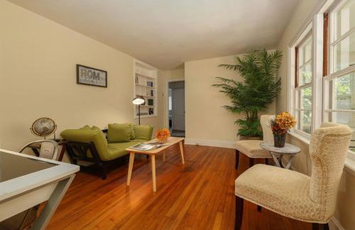 Dog Friendly Lakeside Escape with Hammock and Fire Pit - Foto 28