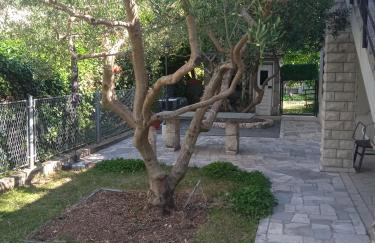 Jolie Ann Marie apartment - Photo 44