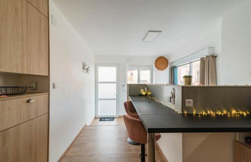 Love Room Perpignan Jacuzzi & Ambiance romantique - Foto 14