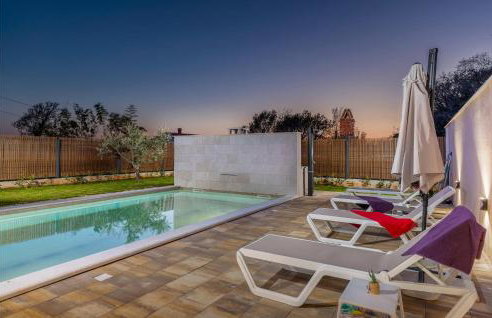 3 Bedroom Beautiful Home In Segotici - Foto 12