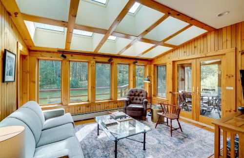 Secluded Family Getaway with On-Site Creek in Hawley - Foto 9