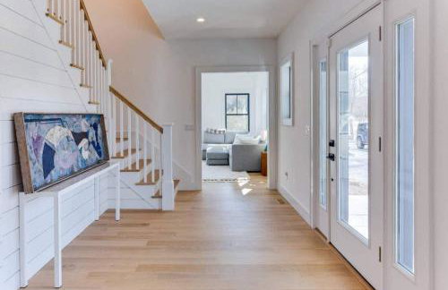 Sandpoint by Rove Travel - 6BR Family Home with Pool - Foto 40