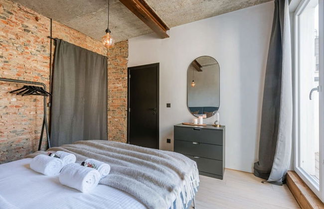 Industrial Apartment With Terrace in Antwerp - Photo 41