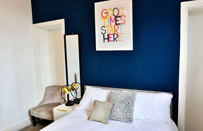 Captivating 3-bed House in Swansea Town Center - Photo 5