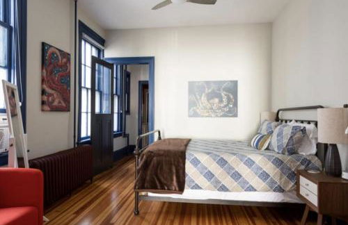 Hudson Valley Retreat in Downtown Hudson, NY - Sleeps 16-20 - Foto 41