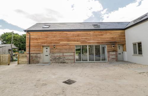 Threshing Barn - Photo 39