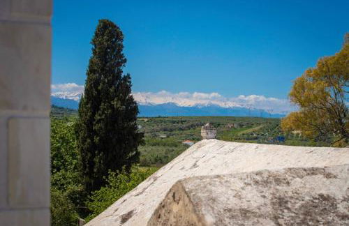 Marilena Natural Stone House, By Hellocrete - Foto 4