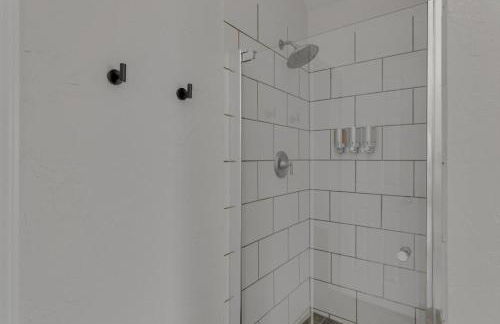 The Prestige Poolside Escape - 5BR with Cinema & Gaming - Foto 22