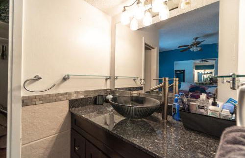 Remodeld5BR Modern Retreat with Covered Pool - Foto 21