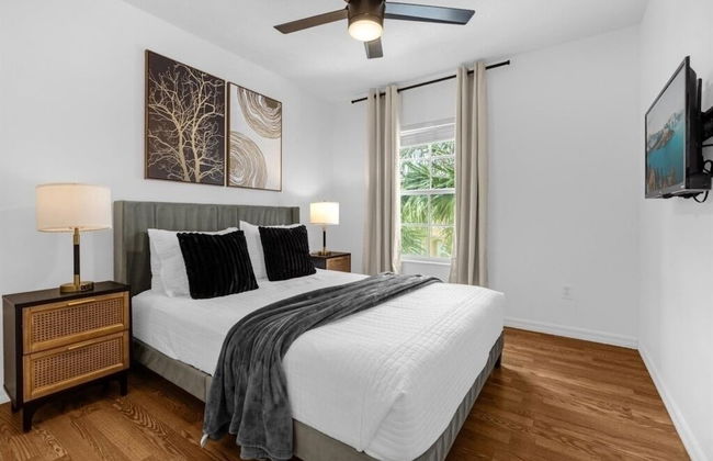 3 Bed/2.5 Bath Perfect Family Home Bunk Beds 3 Bedroom Townhouse by RedAwning - Foto 5