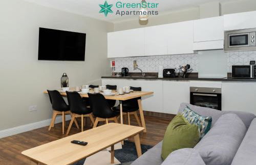 GreenStar Apartments Dundee - Short Walk Away Into Dundee City Centre - CLICK FOR OPTIONS - 6 PROPERTIES AVAILABLE FROM 1 TO 3 BEDROOMS ALL IN SAME BUILDING IDEAL FOR GROUP STAYS - Photo 2