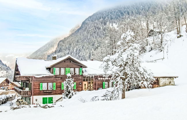 1 bedroom Apartment in Grindelwald with garden - Photo 2