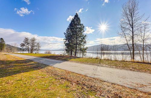 Walk to Marina Harrison Cabin with Lake View! - Foto 2