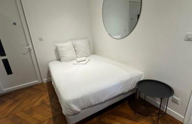 Portes de Paris RER C à 2 min WiFi & Parking Inclus - Foto 17