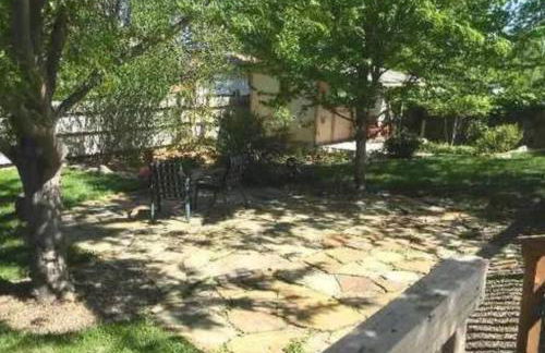 WOW! Spacious Retreat & amazing yard 2400+4bd/3bth - Foto 2