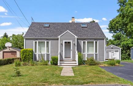 Newport Beach House with Huge Yard - Foto 11