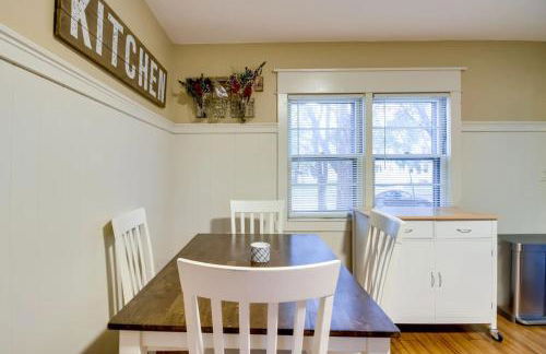 Pet-Friendly Cottage in DWTN Brainerd - Foto 13