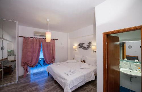 Christine Studios - Photo 40