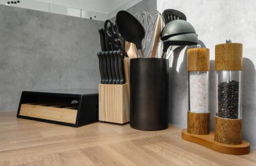 DG - Einfach aber sehr komfortabel - Wohnung für bis zu 12 Personen - Gruppen, Messe, Monteure, Studenten - Voll ausgestattet - 3 Smart-TV 55 Zoll Netflix, 1000 Mbit WLAN, voll ausgestattete Küche - Foto 22