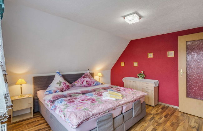 Cozy Apartment in Lichtenhain With Garden - Photo 4