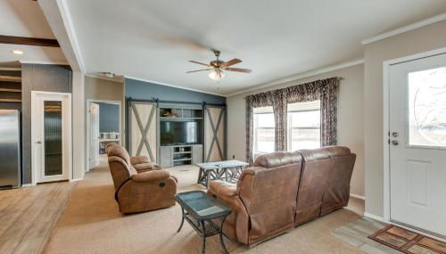 Spacious Tierra Amarilla Ranch House with Deck! - Foto 5