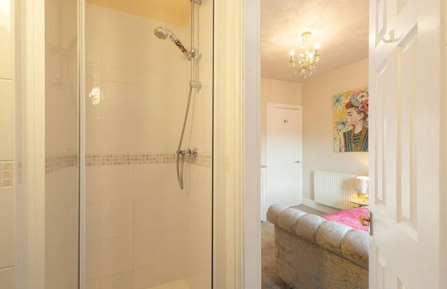 Host Stay The Keep - Photo 30