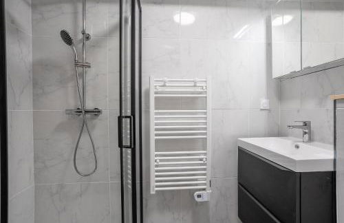 Au Bonheur Du Voyageur - Proche gare routière - Photo 9