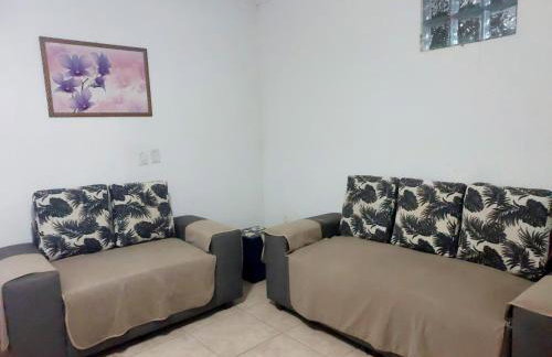 Casa Espaçosa 3 Quartos Sala Cozinha e Churrasqueira - Foto 14