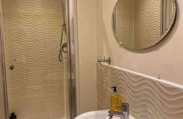 Cosy House near city centre and football stadium - Foto 14