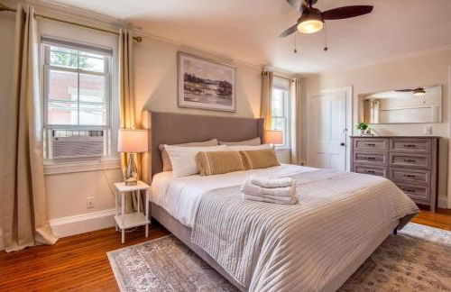 Spacious 6BR close to Portsmouth beaches and UNH - Photo 21