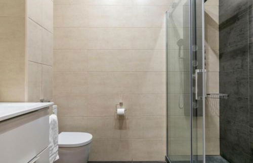 Amplio y Confortable en el Casco Viejo con Parking Privado - Foto 13