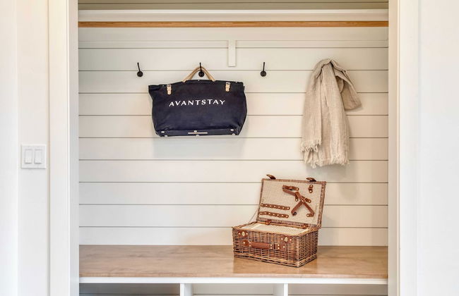 Luxury Retreat, 5mins to the Lake Game Room + Fire Pit Howlite by Avantstay - Foto 29