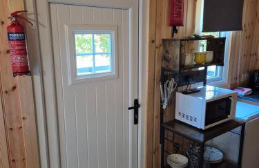 Blair snug hut 2 - Photo 3