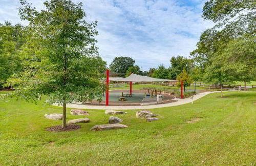 Steps to Playground Family Home in Douglasville! - Foto 28